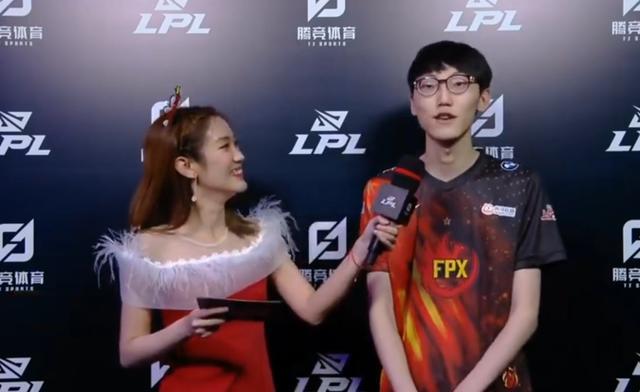 会头槌破门 会头槌破门