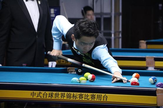 对于球迷和 对于球迷和