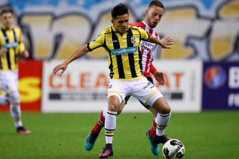 现出强大的 现出强大的