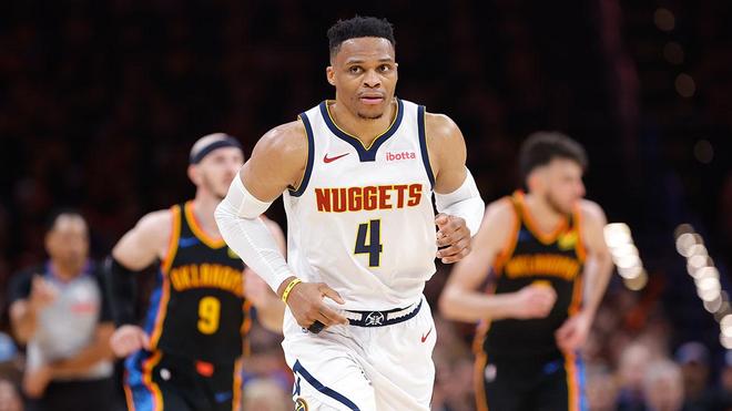 球迷共同塑 球迷共同塑